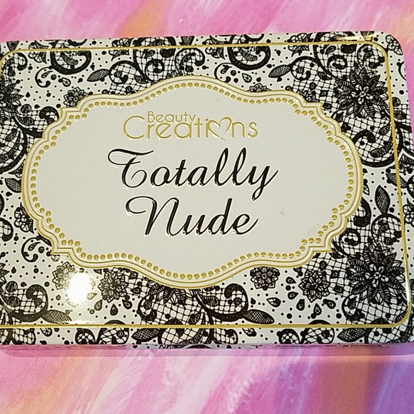 2 Beautiful Creations Eyeshadow Kits - Picture 5 of 5